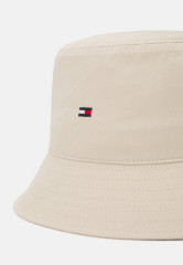 Tommy Hilfiger FLAG BUCKET UNISEX Hat classic beige FLAG BUCKET UNISEX Шапка классический бежевый
