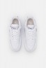Nike Sportswear W AIR FORCE 1 FONTANKA Sneaker low white W AIR FORCE 1 FONTANKA кроссовки женские низкие белый
