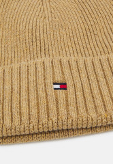 Tommy Hilfiger ESSENTIAL FLAG BEANIE UNISEX Beanie desert khaki melange ESSENTIAL FLAG BEANIE UNISEX Шапочка пустыня хаки меланж