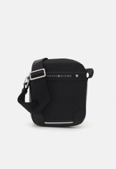 Tommy Hilfiger CENTRAL REPREVE MINI REPORTER UNISEX Across body bag black CENTRAL REPREVE MINI REPORTER UNISEX Сумка через плечо черный