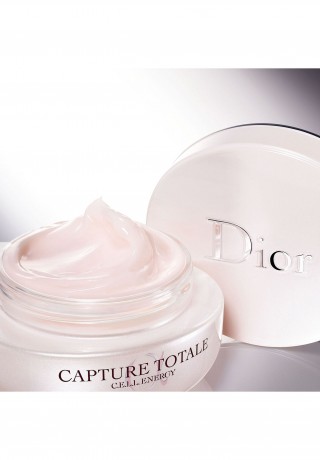 DIOR CAPTURE TOTALE – FIRMING & WRINKLE-CORRECTING CREME Anti-Aging transparent CAPTURE TOTALE – УКРЕПЛЯЮЩИЙ КРЕМ ОТ МОРЩИН Антивозрастной