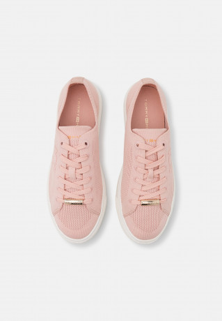 Tommy Hilfiger LIGHT CUPSOLE Trainers sepia pink LIGHT CUPSOLE Кроссовки сепия розовый