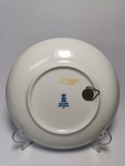 Тарелка декоративная винтажная Wallendorf Echt Kobalt "Яхта и церковь" с позолотой, фарфор, 20 см, ГДР, 1971 год