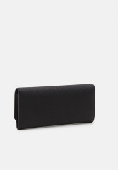 Tommy Hilfiger EMBLEM LARGE FLAP WALLET Wallet black КОШЕЛЕК С БОЛЬШИМ КЛАПАНОМ С ЭМБЛЕМОЙ Бумажник черный