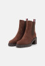Tommy Hilfiger OUTDOOR CHELSEA MID HEEL BOOT Classic ankle boots truffle brown OUTDOOR CHELSEA MID HEEL BOOT Классические ботильоны трюфель коричневый