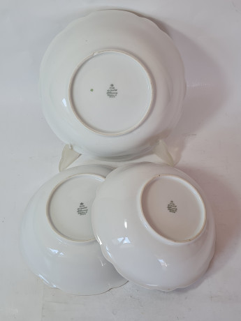 Набор глубоких тарелок винтаж Seltmann Weiden Bavaria, белый фарфор с позолоченным краем, 3 штуки х 23 x 7 см , 20,5 x 6,5 см, 19 x 5,5 см, Германия, 1960-70гг.