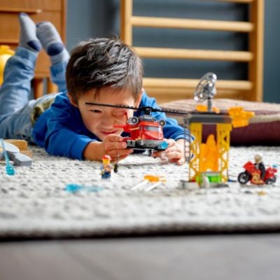 LEGO LEGO City 60281 Feuerwehrhubschrauber LEGO City 60281 Пожарный вертолет