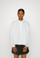 Tommy Hilfiger CO SOLID RAGLAN Button-down blouse optic white CO SOLID RAGLAN Блузка на пуговицах оптический белый