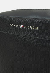 Tommy Hilfiger REPORTER UNISEX Across body bag black REPORTER UNISEX Сумка через плечо черный
