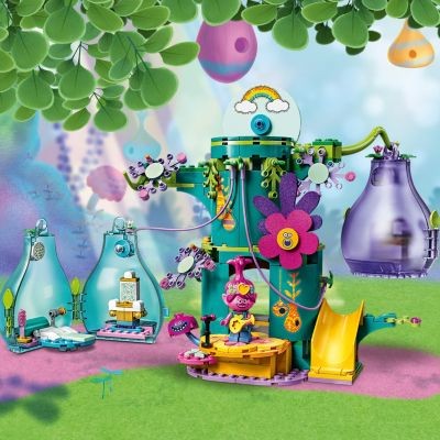 LEGO LEGO Trolls 41255 Party in Pop City LEGO Trolls 41255 Городская вечеринка в поп-музыке