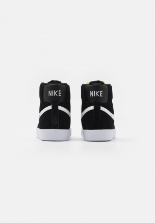 Nike Sportswear BLAZER MID #x27;77 UNISEX Sneaker high black/white/total orange BLAZER MID #x27;77 UNISEX — Высокие кроссовки женские черный/белый/полный оранжевый