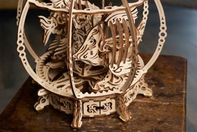 UGEARS Modellbausatz MECHANISCHES AQUARIUM Комплект моделей МЕХАНИЧЕСКИЙ АКВАРИУМ