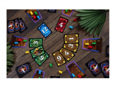 Schmidt Spiele 49456 Skull Queen Kartenspiel,  Карточная игра Королева черепов 49456 Skull Queen, взятки, блеф и риск, от 2 до 6 игроков, от 8 лет