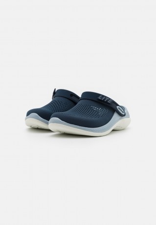 Crocs LITERIDE 360 UNISEX Pantolette flach navy/blue grey LITERIDE 360 UNISEX Мюли на плоской подошве темно-синий/серо-голубой