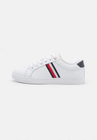 Tommy Hilfiger ESSENTIAL WEBBING CUPSOLE Trainers white ESSENTIAL WEBBING CUPSOLE — Кроссовки белый