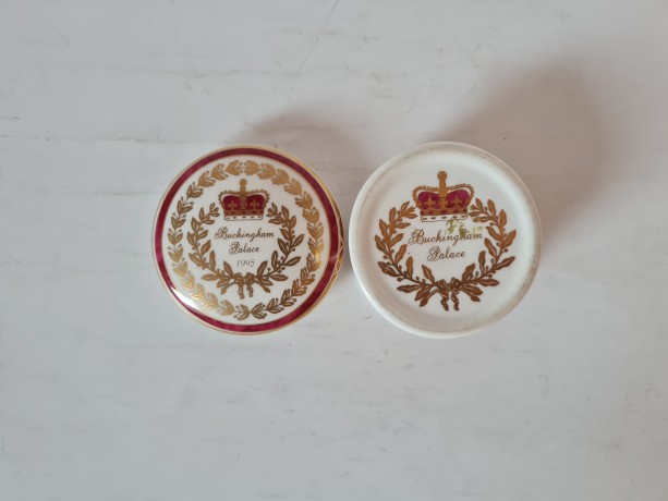 Buchingham Palace Фарфоровая шкатулка "Букингемский дворец", 5 см, Англия, 1995г.
