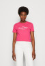 Tommy Hilfiger SLIM SIGNATURE Print T-shirt bright cerise pink SLIM SIGNATURE Футболка с принтом ярко-вишнево-розовый