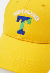 Tommy Hilfiger COLORFUL VARSITY UNISEX Cap college gold ЦВЕТНАЯ УНИВЕРСИТЕТСКАЯ УНИСЕКС Кепка золото колледжа