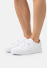 Tommy Hilfiger ESSENTIAL Trainers white ESSENTIAL Кроссовки белый