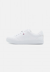 Tommy Hilfiger ESSENTIAL  Trainers white ESSENTIAL Кроссовки белый