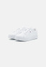 Tommy Hilfiger ESSENTIAL Trainers white ESSENTIAL Кроссовки белый