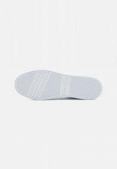 Tommy Hilfiger ESSENTIAL  Trainers white ESSENTIAL Кроссовки белый