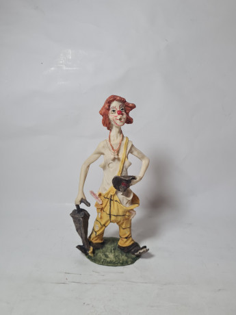 Фигурка Pucci "Клоун с зонтом в желтых штанах", фарфор, 23.5 см, Германия, 1970-80гг.