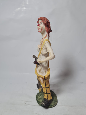 Фигурка Pucci "Клоун с зонтом в желтых штанах", фарфор, 23.5 см, Германия, 1970-80гг.