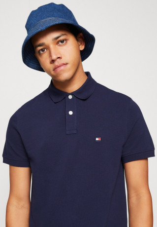 Tommy Hilfiger TOMMY HILFIGER X SHAWN MENDES POLO UNISEX Polo shirt carbon navy TOMMY HILFIGER X SHAWN MENDES POLO UNISEX Рубашка поло углеродный флот