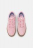 Nike SB CHRON 2 UNISEX Sneaker low pink glaze/sail/pink glaze/light brown/black CHRON 2 UNISEX Низкие кроссовки женские розовая глазурь/парус/розовая глазурь/светло-коричневый/черный