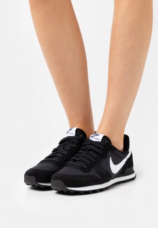 Nike Sportswear INTERNATIONALIST Sneaker low black/white/dark smoke grey INTERNATIONALIST Низкие кроссовки женские черный/белый/темно-серый дым