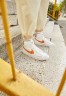 Nike Sportswear BLAZER MID ?77 Sneaker low summit white/hot curry mars/stone phantom BLAZER MID ?77 кроссовки женские низкие Вершина Уайт/горячее карри Марс/каменный фантом