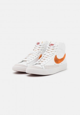 Nike Sportswear BLAZER MID ?77 Sneaker low summit white/hot curry mars/stone phantom BLAZER MID ?77 кроссовки женские низкие Вершина Уайт/горячее карри Марс/каменный фантом