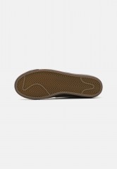 Nike Sportswear BLAZER MID 77 VNTG FF UNISEX Sneaker high army olive/summit white/campfire orange/dark brown/brown BLAZER MID 77 VNTG FF UNISEX Высокие кроссовки женские армейский оливковый/саммит белый/оранжевый у костра/темно-коричневый/коричневый