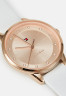 Tommy Hilfiger CASE DIAL STRAP Watch white РЕМЕШОК ДЛЯ ЦИФЕРБЛАТА Часы белый
