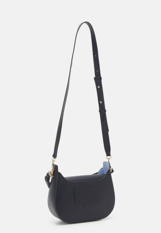 Tommy Hilfiger CHAIN SHOULDER BAG Handbag desert sky СУМКА НА ПЛЕЧО С ЦЕПОЧКОЙ Сумка небо пустыни