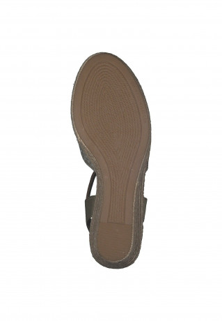 Tommy Hilfiger ESSENTIAL  Trainers kaki ESSENTIAL Кроссовки хаки