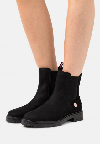 Tommy Hilfiger COIN FLAT BOOT Classic ankle boots black COIN FLAT BOOT Классические ботильоны черный