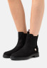 Tommy Hilfiger COIN FLAT BOOT Classic ankle boots black COIN FLAT BOOT Классические ботильоны черный