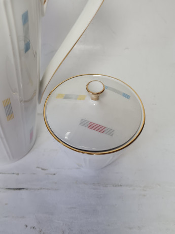 Набор посуды для чая винтажный Winterling Roslau Bavaria, белый фарфоровый чайник, 18 x 20,5 см с разноцветным узором и позолотой и сахарница 9 x 7,5 см, Германия, 1960-70гг.