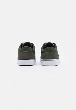 Nike SB CHRON 2 UNISEX Sneaker low sequoia/black/white CHRON 2 UNISEX Низкие кроссовки женские секвойя/черный/белый