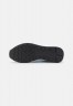 Nike Sportswear INTERNATIONALIST Sneaker low wolf grey/white/pure platinum/black INTERNATIONALIST Низкие кроссовки женские волчий серый/белый/чистая платина/черный