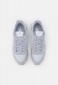 Nike Sportswear INTERNATIONALIST Sneaker low wolf grey/white/pure platinum/black INTERNATIONALIST Низкие кроссовки женские волчий серый/белый/чистая платина/черный