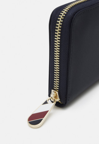 Tommy Hilfiger POPPY LARGE Wallet space blue МАК БОЛЬШОЙ Кошелек космический синий