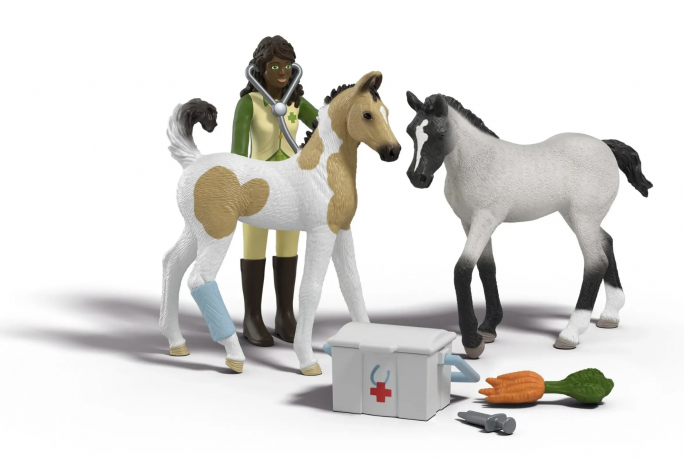 Schleich Horse Club Sarah s Erste Hilfe Set  игровой набор, фигурки лошадей для детей, ветеринарный набор с аксессуарами и фигуркой Сары