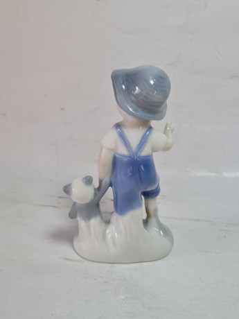 Статуэтка винтажная Lladro "Мальчик с медвежонком", фарфор, 12 x 6 см, Испания, 1960-70гг.