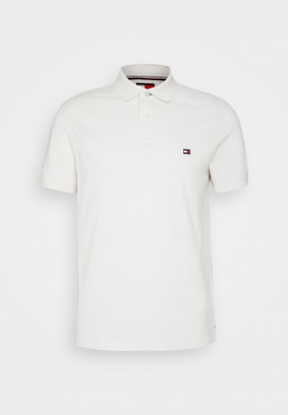 Tommy Hilfiger TOMMY HILFIGER X SHAWN MENDES POLO UNISEX Polo shirt weathered white TOMMY HILFIGER X SHAWN MENDES POLO UNISEX Рубашка поло выветрившийся белый