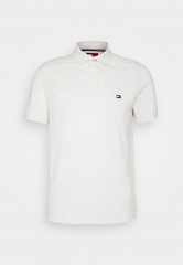 Tommy Hilfiger TOMMY HILFIGER X SHAWN MENDES POLO UNISEX Polo shirt weathered white TOMMY HILFIGER X SHAWN MENDES POLO UNISEX Рубашка поло выветрившийся белый