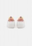 Nike Sportswear BLAZER LOW PLATFORM Sneaker low summit white/arctic orange/canyon rust/phantom BLAZER LOW PLATFORM Низкие кроссовки женские вершинный белый/арктический оранжевый/каньон ржавчины/фантом