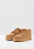 Nike Sportswear AIR FORCE 1 #x27;07 Sneaker low flax/wheat/light brown/black/team gold AIR FORCE 1 #x27;07 Низкие кроссовки женские лен/пшеница/светло-коричневый/черный/золотая команда